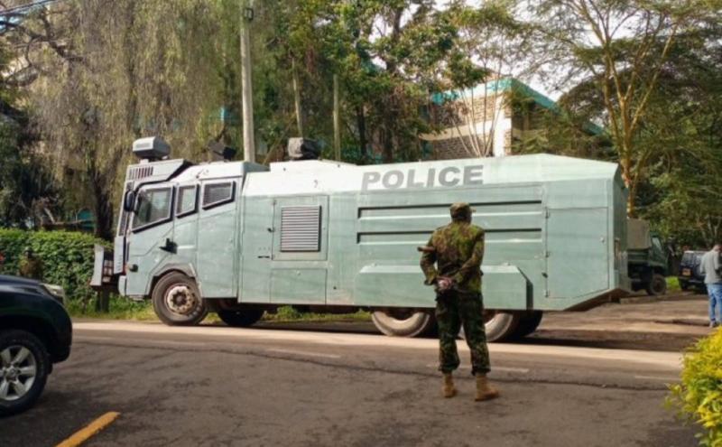 File image of heavy police deployment at Ufangamano house.